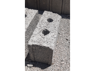 4" Pipe hole Cement Brick (ID: CBP4131M)